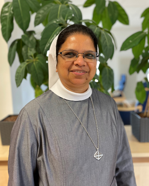 Sr. Reny Mathew